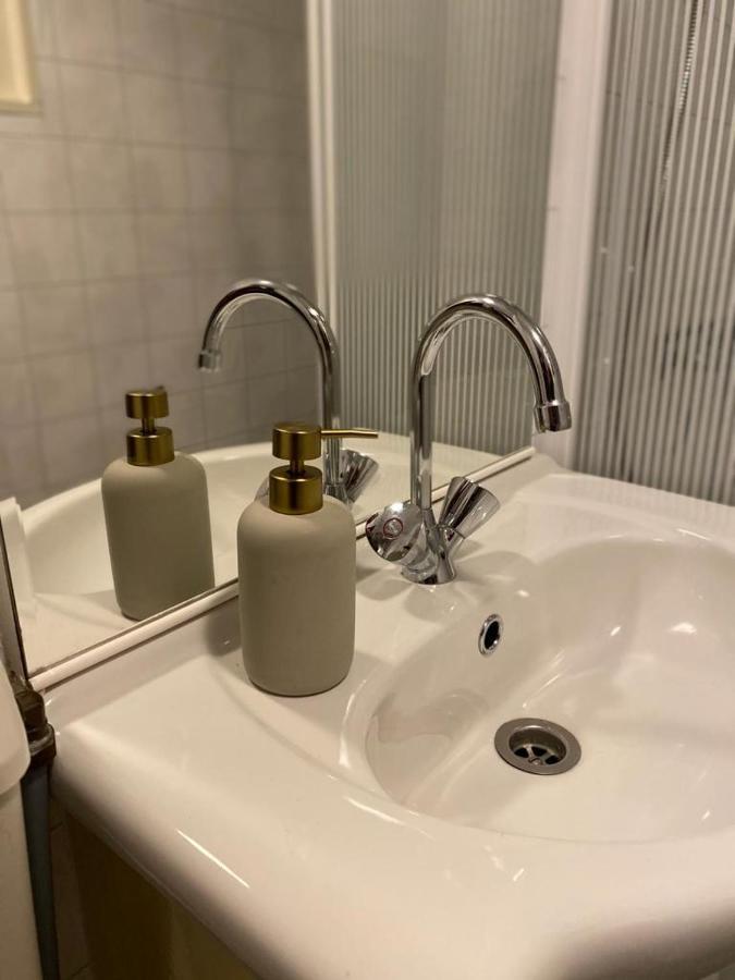 Sfeervolle Chalet Op De Veluwe In Hoenderloo Hotell Eksteriør bilde
